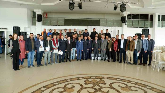 Başkan Akkaya Belediye Personeliyle Bayramlaştı