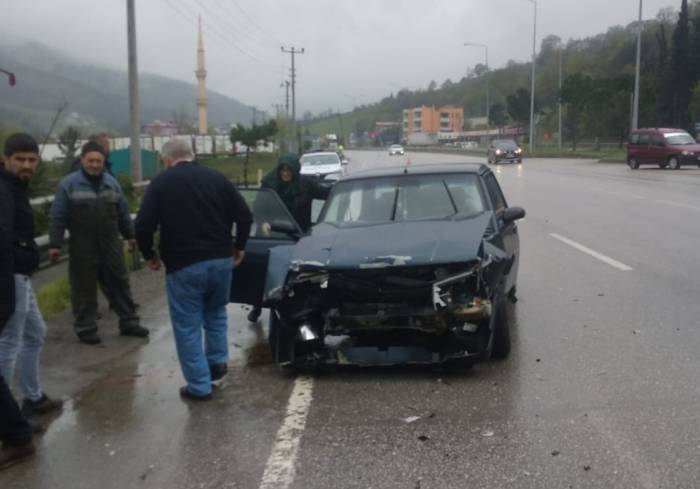 Samsun’da Trafik Kazası: 3 Yaralı