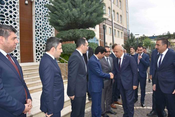 Tarım Ve Orman Bakanı Kirişci Siirt’te
