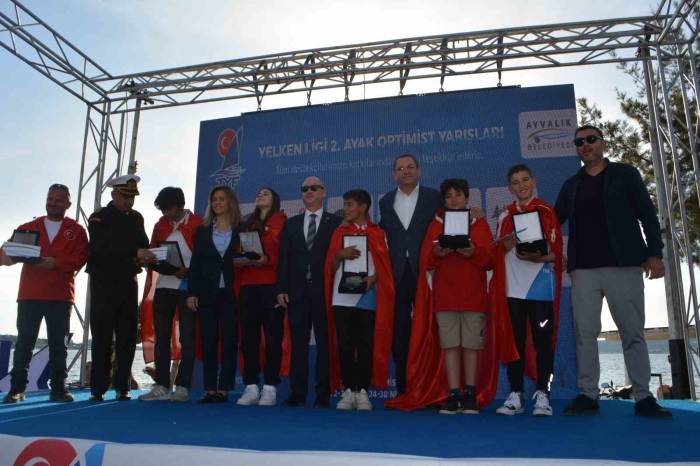 Ayvalık, Tyf Yelken Ligi 2. Ayak Optimist Yarışları’na Ev Sahipliği Yapıyor