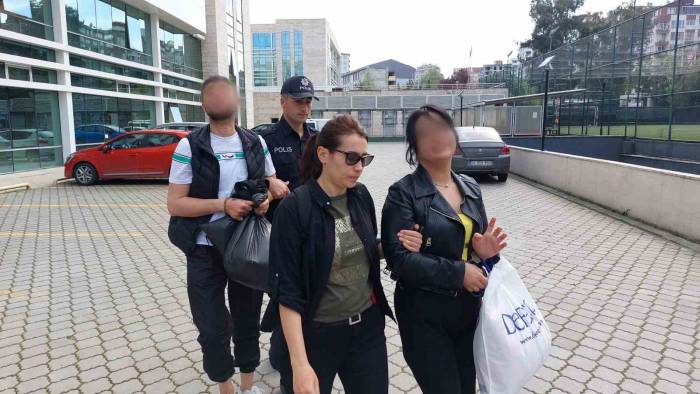 Ramazan Bayramı’nda Camideki Yardım Kumbarasından Para Çalan 2 Kişi Tutuklandı
