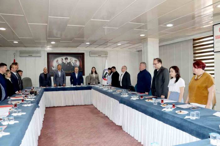 Maden İşçileri Eğitim Ve Spor Vakfı Toplandı