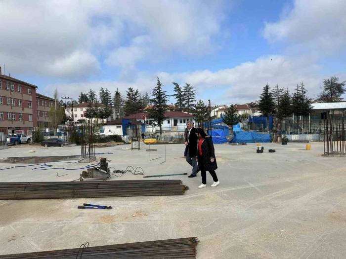 Başkan Tekin İlçede Devam Eden Çalışmaları Yerinde İnceledi