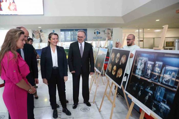 Büyükşehirde, “modern Fotoğrafta Bilim, Seyahat Ve Doğa” Sergisi