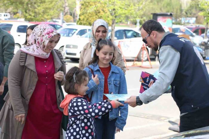 Tekirdağlı Çocuklara Siberay’ı Anlattılar