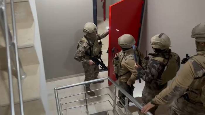 Kuzenler Çetesinden 550 Milyon Tl’lik Yasa Dışı Bahis Vurgunu: 35 Gözaltı