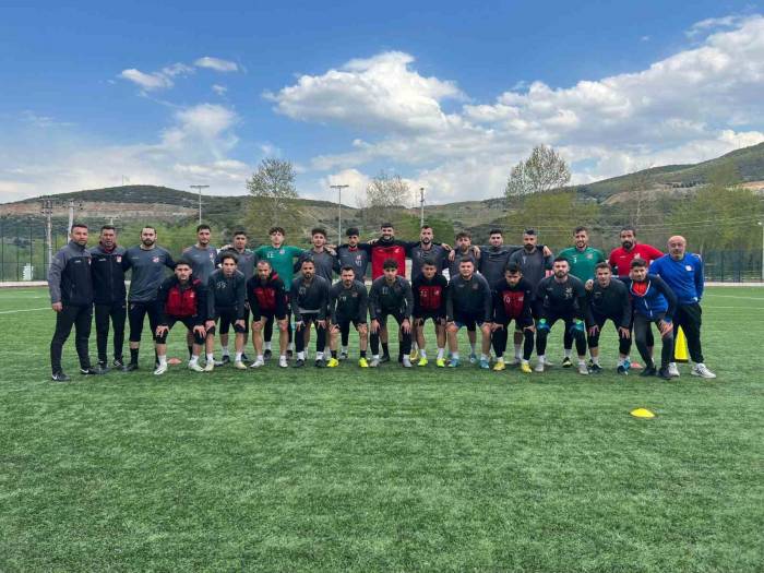 1969 Bilecik Spor Kulübü’nde Zorlu Maç Öncesi Keyifler Yerinde