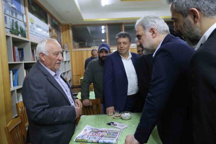 Ak Parti İstanbul İl Başkanı Kabaktepe, Ataşehir Esnafını Ziyaret Etti