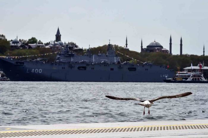 Ayasofya’dan Tcg Anadolu’ya Eşsiz Manzara