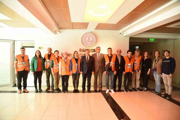 Balıkesir’den Gönüllü Öğretmenler Gaziantep’e Uğurlandı