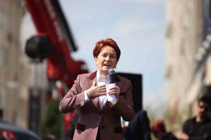 Akşener: “cumhurbaşkanı Çıkıyor, Bizleri Gömmekten Bahsediyor. Biz Düşman Mıyız?”