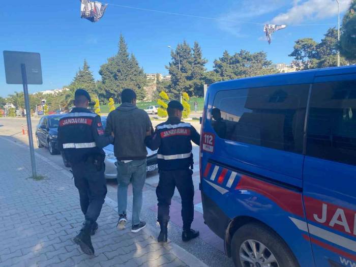 Firari 8 Zanlı Jandarma Ekiplerince Yakalandı