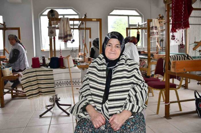 Yarım Asır Sonra İznik’te Tezgah Sesleri Yeniden Yankılanıyor