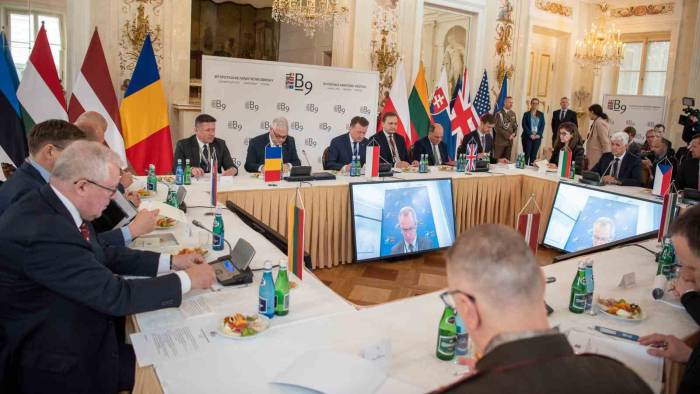 Romanya Savunma Bakanı Tilvar: "rusya, Avrupa-atlantik Güvenliği İçin Doğrudan Ve En Önemli Tehdit"