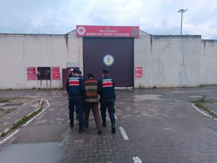 Balıkesir’de Aranan 2 Kişi Yakalandı