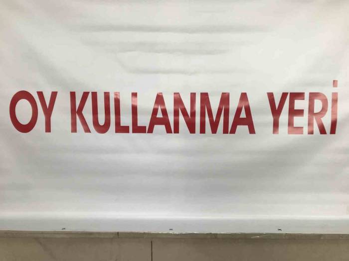 Belçika’dan Ülkeye Giriş Yapan Gurbetçi: “devletimizin Bekası Milletimizin Birliği İçin Oyumuzu Kullanacağız”