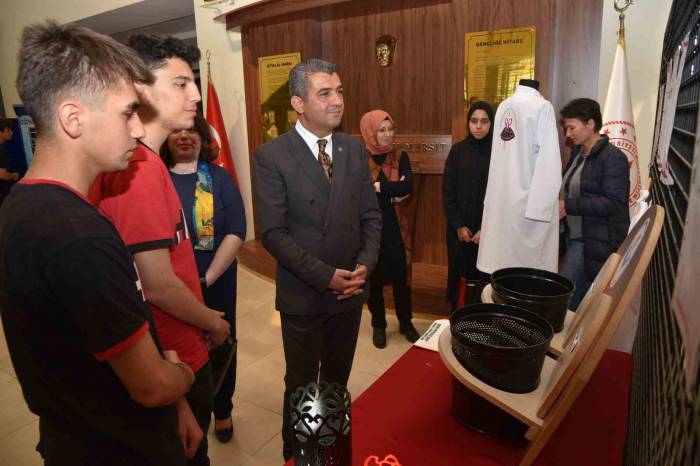 Öğrenciler Tescil Almış Ürünlerini Görücüye Çıkardı