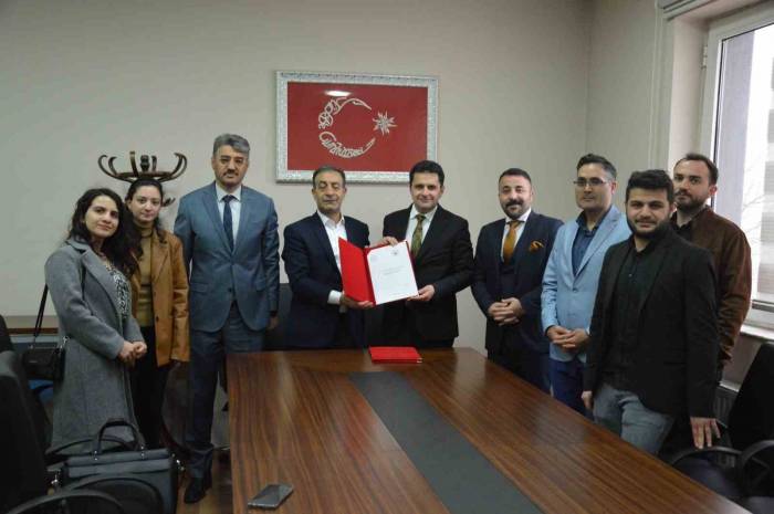 Millî Eğitim Müdürlüğü İle Erzurum Barosu Arasında İş Birliği Protokolü