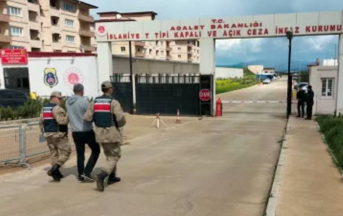 Gaziantep’te Çeşitli Suçlardan Aranan 25 Şahıs Tutuklandı