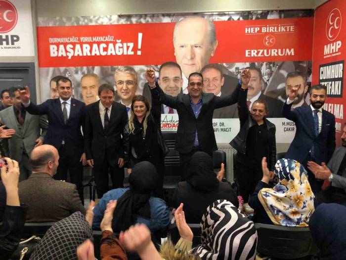İyi Parti Milletvekilliği Adaylığından İstifa Etti, Mhp’ye Katıldı