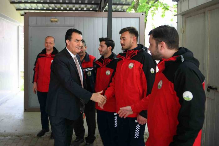 Osmangazi’nin Deprem Kahramanlarına Büyük Onur