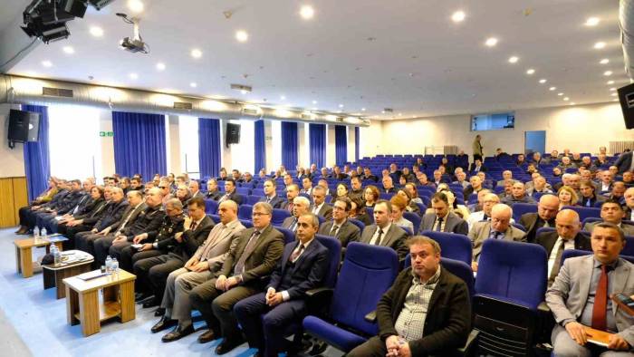Lüleburgaz’da "halk Ve Muhtarlar Toplantısı"