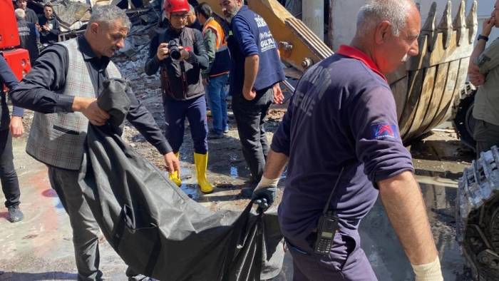 Mersin’deki Mobilya Atölyesinde Çıkan Yangında 4. İşçinin De Cansız Bedenine Ulaşıldı