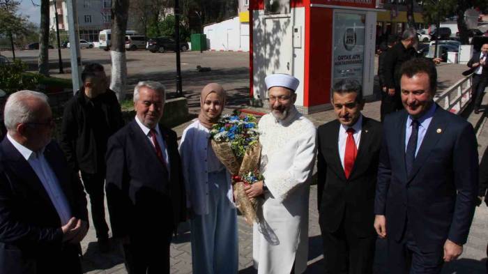 Diyanet İşleri Başkanı Erbaş: "gençlerimiz Kalplerini Kur’an-ı Kerim’in Nuruyla Nurlandıracak"