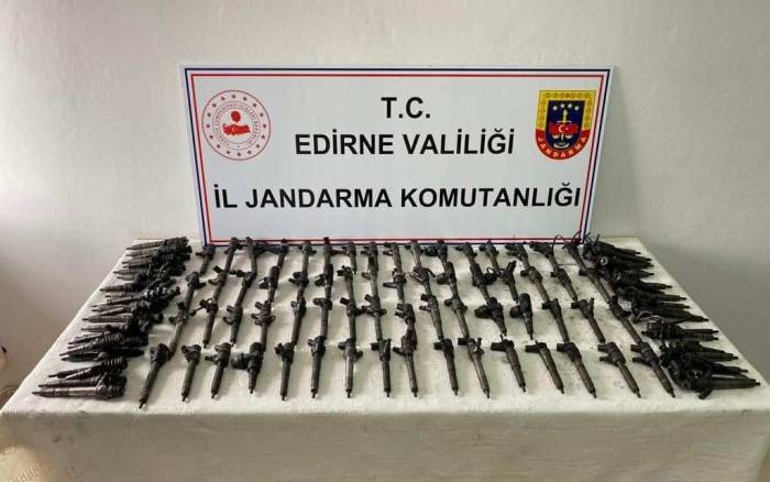 Kaçakçılık Ve Uyuşturucu Operasyonlarında 9 Şüpheli Gözaltına Alındı