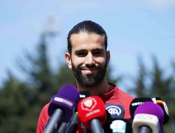 Sergio Oliveira: "beşiktaş Maçını Kazanmaya Hazırız"