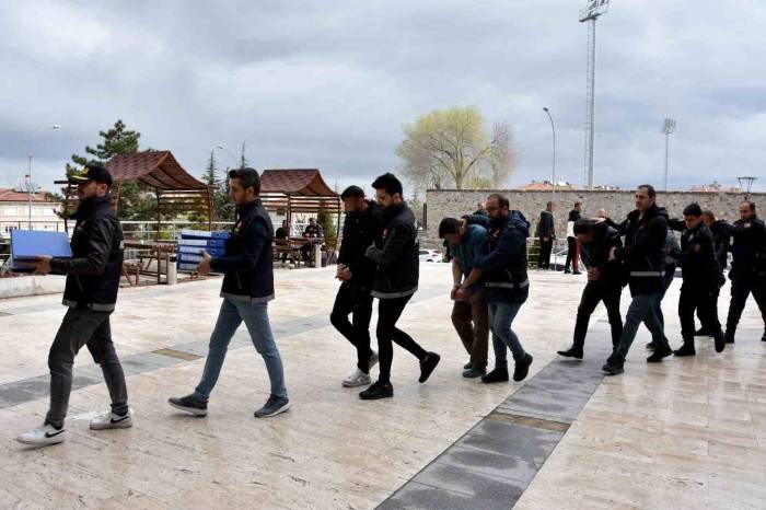 Nevşehir’deki ‘kökünü Kurutma Operasyonu’nda 30 Tutuklama