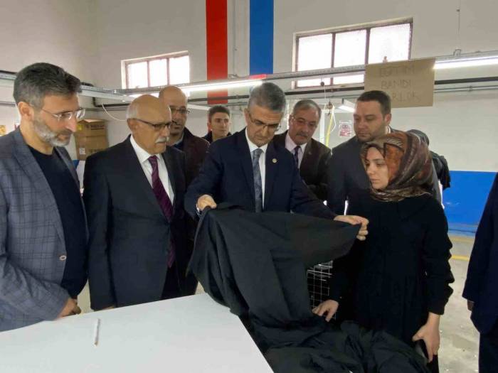 Mhp’li Kamil Aydın Seçim Çalışmalarını Pasinler Ve Aziziye İlçelerinde Sürdürdü