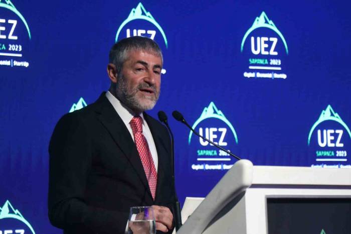 Bakan Nebati: "ihracatımız Mart 2023 İtibariyle Yıllık 255,7 Milyar Dolara Ulaştı"