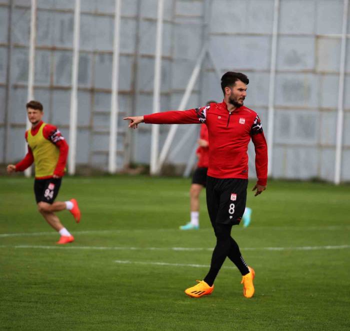 Sivasspor, Fenerbahçe Maçına Hazır