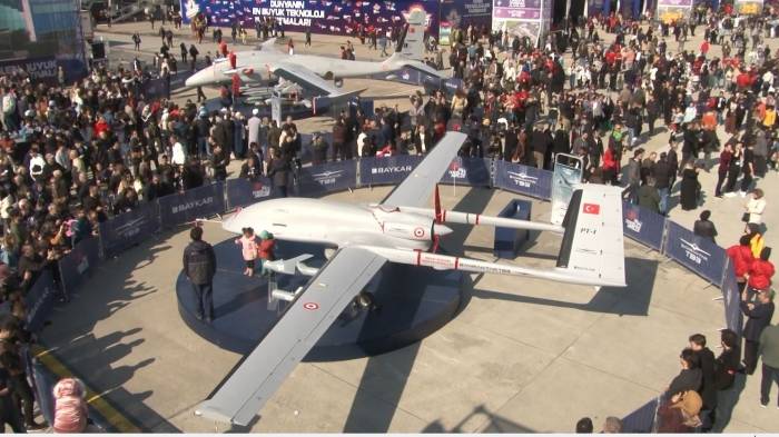 Teknofest’te Gökbey Ve Bayraktar Tb3 Yoğun İlgi Gördü