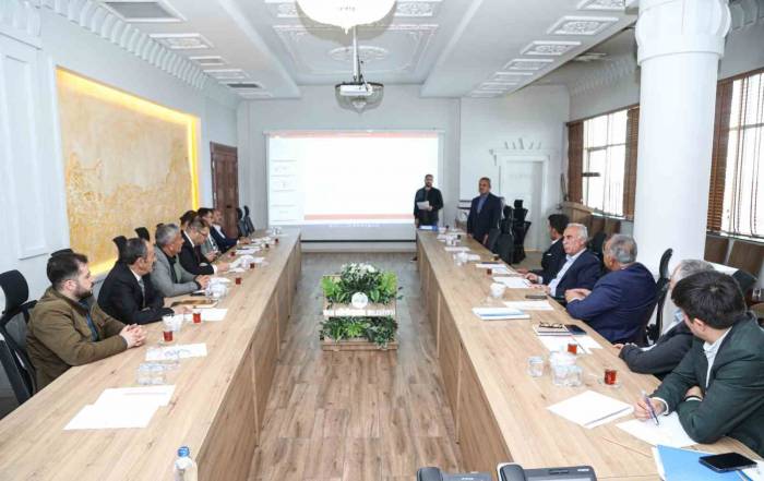 Van’da ’sahipsiz Hayvanları Koruma Birliği’ Toplantısı Yapıldı