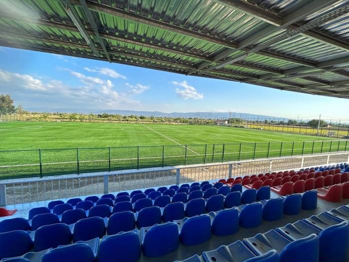 Kardeşköy Spor Tesisinde Çalışmalar Hız Kesmiyor