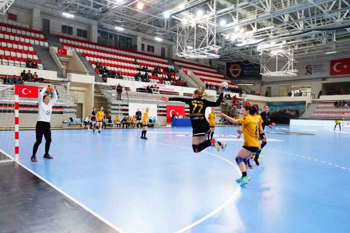 Kastamonu Belediyespor, Çeyrek Finale Yükseldi