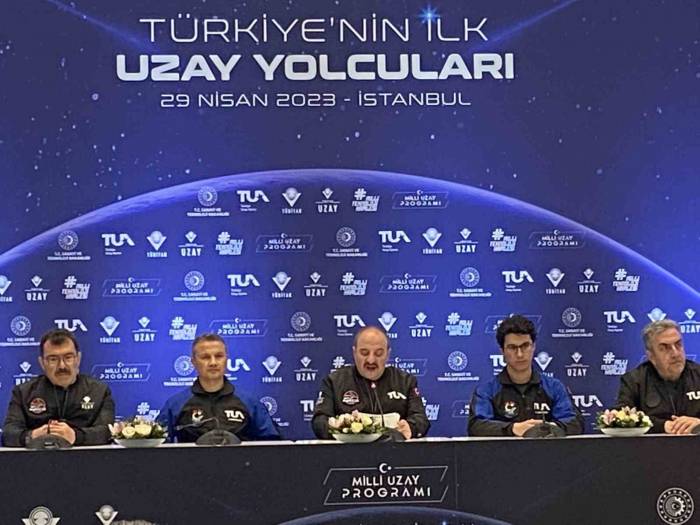 Bakan Varank: "uzay Yolcularımızın Uzay İle Buluşma Zamanı Olarak 2023 Yılı Son Çeyreği Planlanıyor”