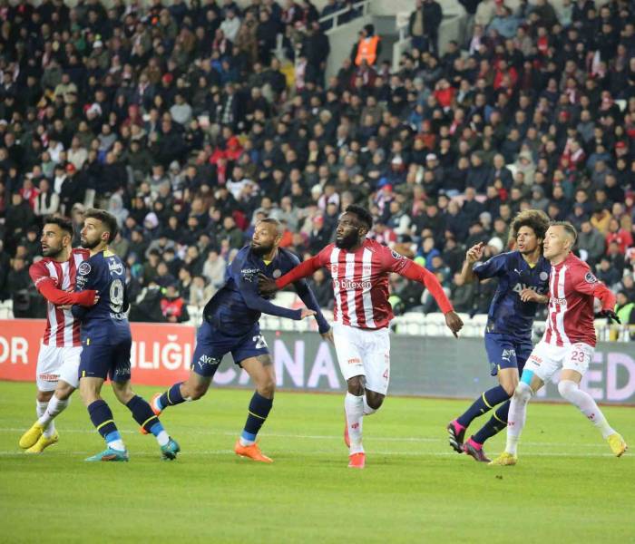 Spor Toto Süper Lig: Dg Sivasspor: 1 - Fenerbahçe: 3 (maç Sonucu)
