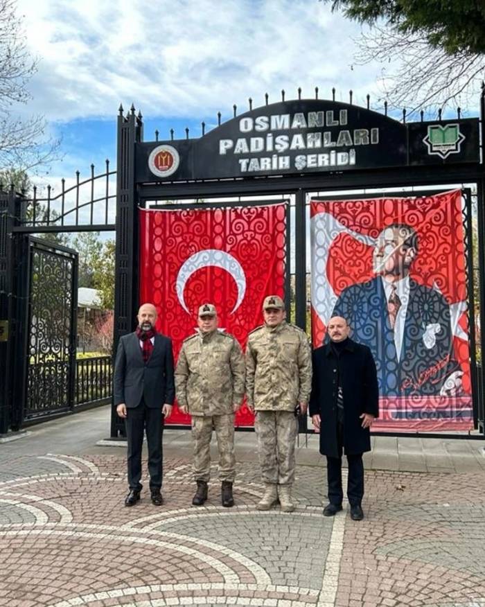 Türkiye’nin En Uzun Tarih Şeridi Komutanları Ağırladı