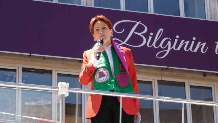 İyi Parti Lideri Akşener Ispartalılarla Buluştu