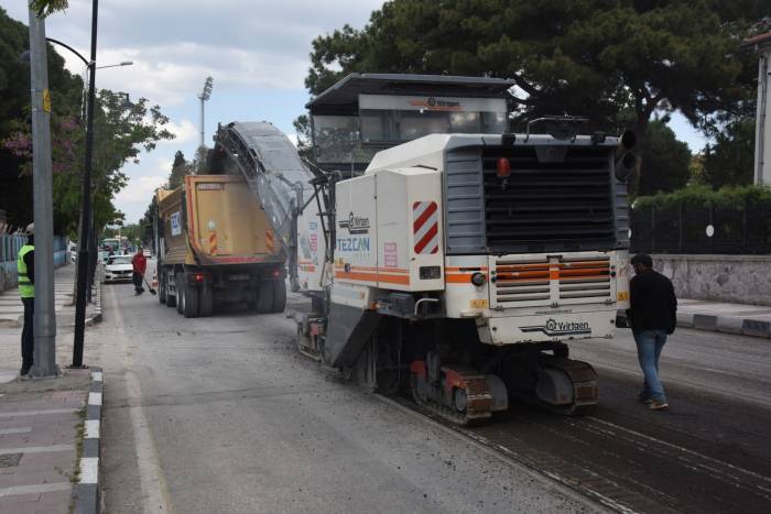 Manisa’daki Caddeler Yenileniyor