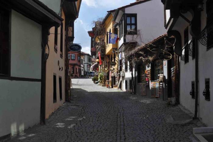 Turistlerin Ziyaret Ettiği Odunpazarı, Eskişehirlilerden İlgi Görmüyor