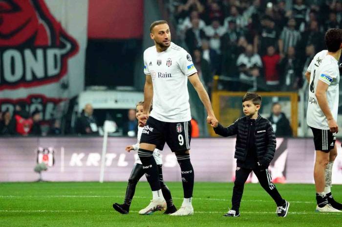Beşiktaş Evinde Galatasaray’a Yine Kaybetmedi