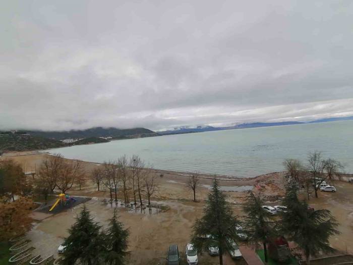 Eğirdir Gölü’nde Su Seviyesi Son 3 Yılda 1.36 Metre Azaldı