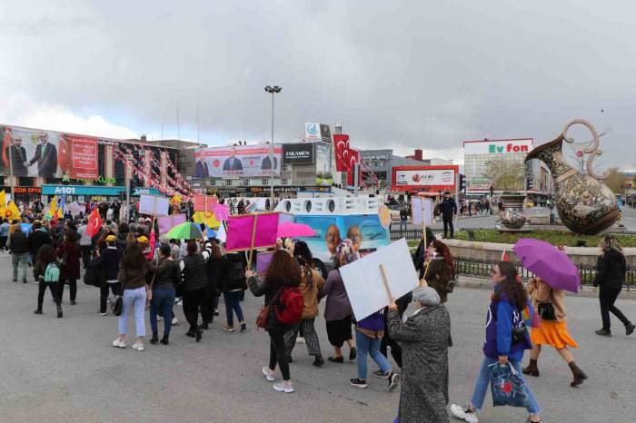 1 Mayıs Erzincan’da Kutlandı