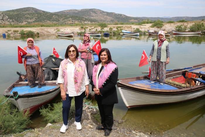 Başkan Çerçioğlu Ve Kılıçdaroğlu Emekçi Kadınlarla Buluştu