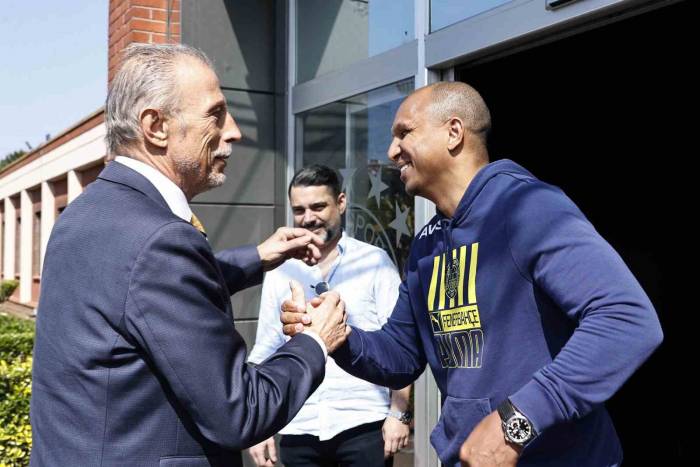 Christoph Daum: “umuyorum Ki Fenerbahçe Şampiyon Olacak”