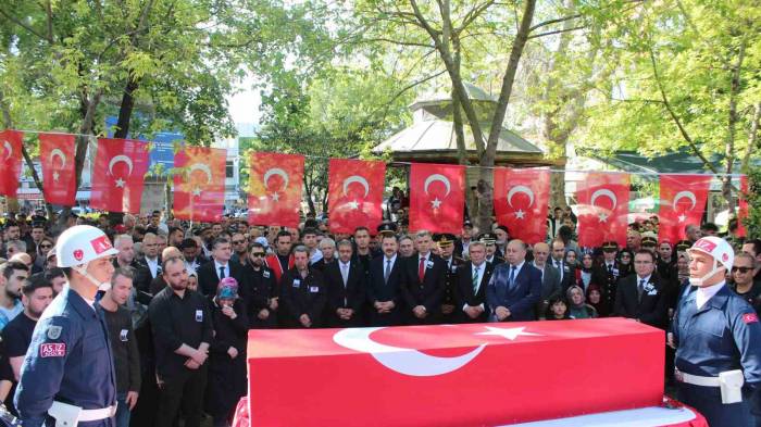 Şehit Uzman Çavuş Öztürk Son Yolculuğuna Uğurladı